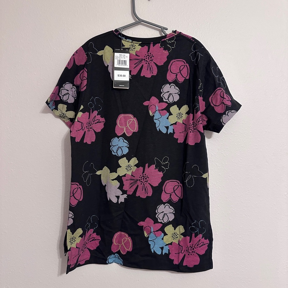 BNWT Girls size Large Adidas tshirt